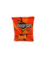Juguete peluche para perros forma bolsa patatas Dogritos Bones fondo blanco