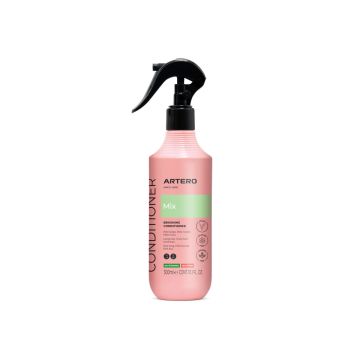 Bote acondicionador Artero Mix rosa spray frontal fondo blanco