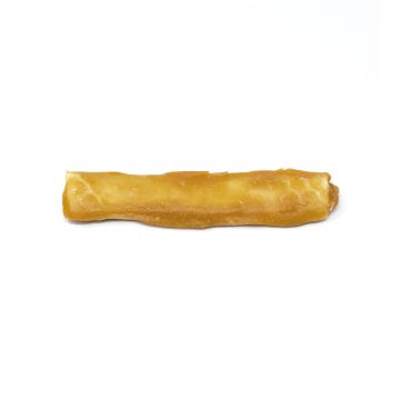 Snack masticable rectangular chip de colágeno con pollo NutraDog de 15 cm textura fibrosa sobre fondo blanco
