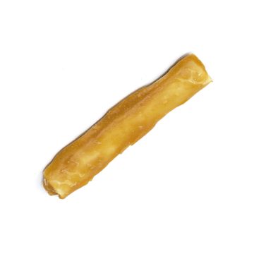 Chip rectangular individual de colágeno con ternera NutraDog de 15 cm, textura lisa color ámbar sobre fondo blanco