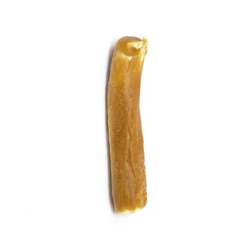 Stick de colágeno con ternera NutraDog para perros, textura lisa color ámbar sobre fondo blanco